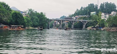 【光影里的尋找】煙雨邊城，船影朦朧