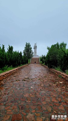 【光影里的尋找】雨中風(fēng)景