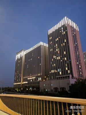 谷歌相機(jī)夜視模式還是很強(qiáng)大的。