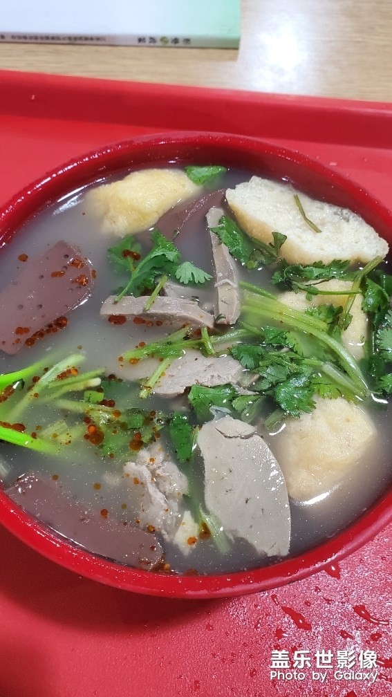 鴨血粉絲湯