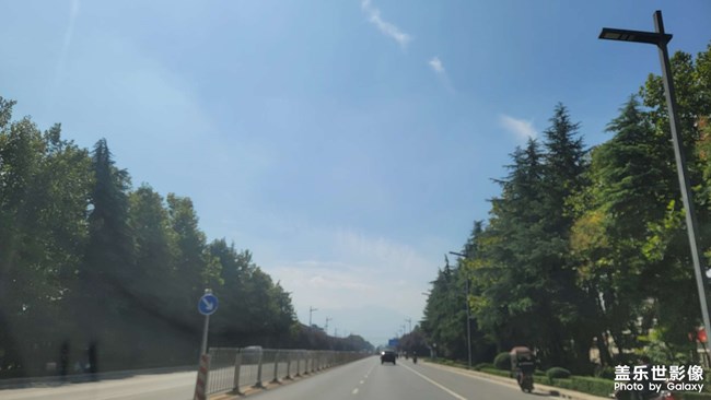 藍(lán)天白云