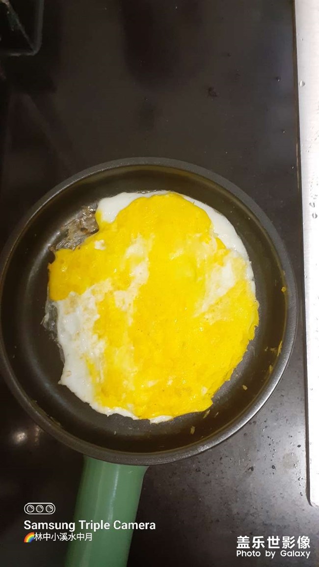拍了一個煎蛋