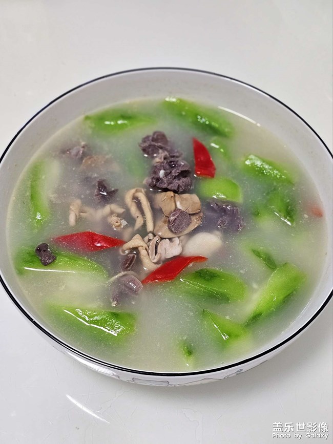 美食永遠(yuǎn)可以治愈人心