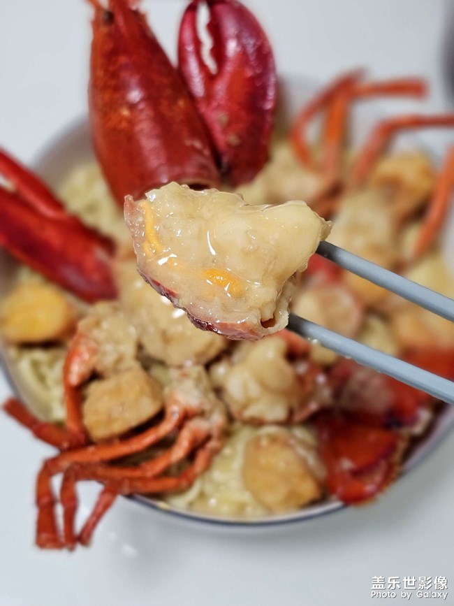 美食永遠(yuǎn)可以治愈人心