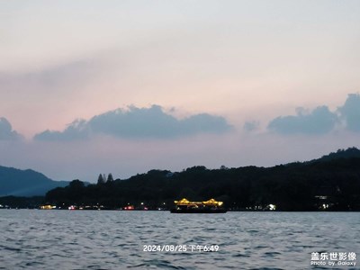 【秋高氣爽】+西湖秋天