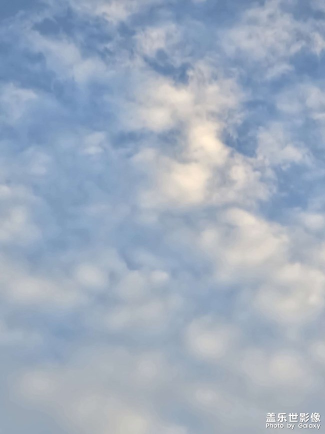 藍(lán)天白云