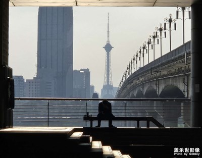 【身邊的風(fēng)景】+ 等她/他來？！