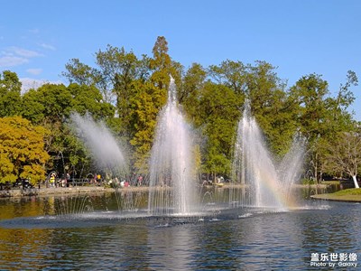 【如影隨形】+ 噴泉之舞