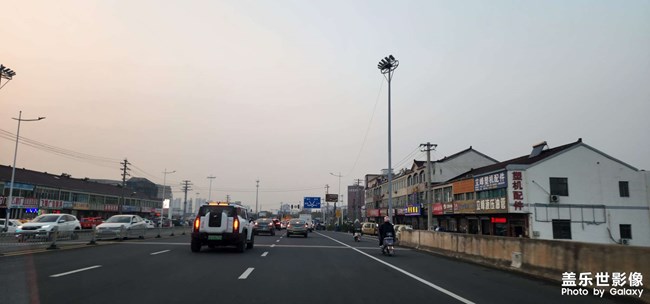 又到堵車時(shí)間啦