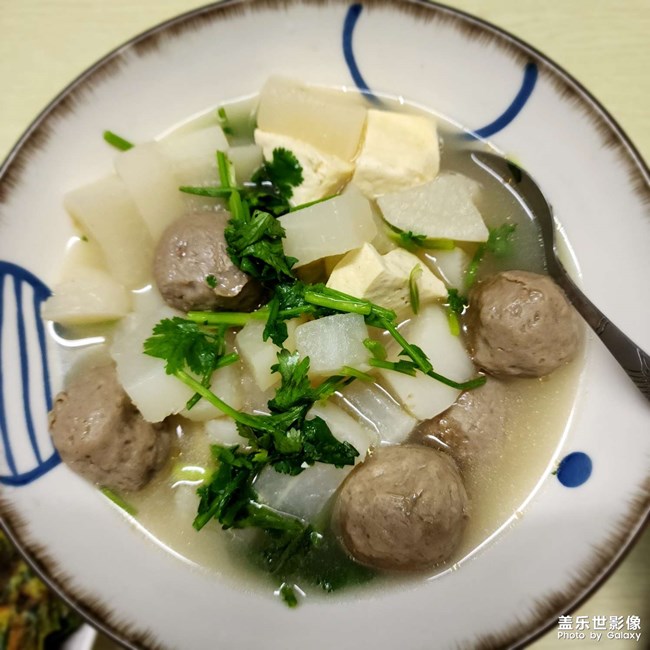 白蘿卜豆腐牛丸好吃捏