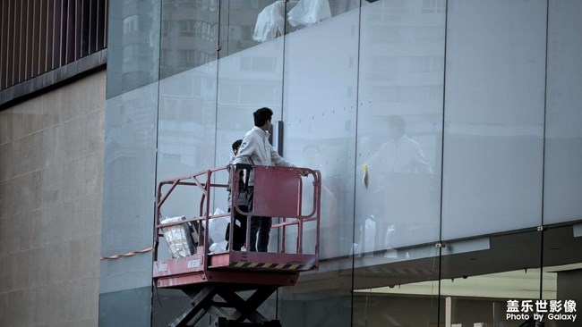 每個人都在努力的活著