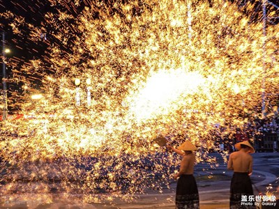 「非遺|打鐵花」