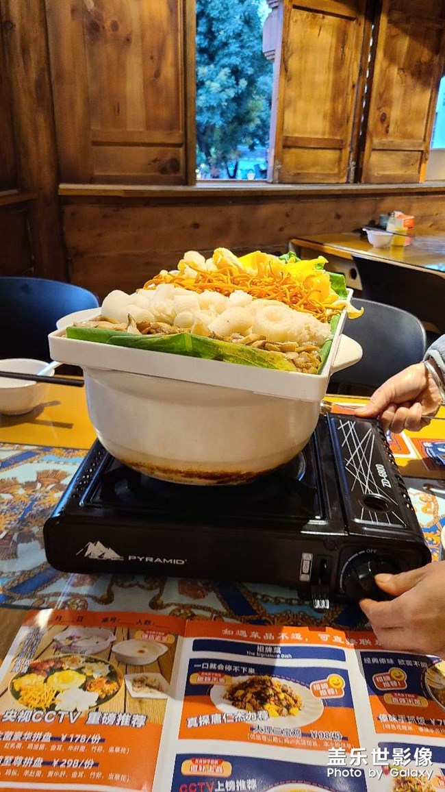 手機(jī)里的美食照