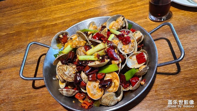 手機(jī)里的美食照