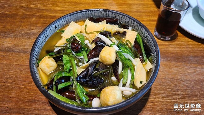 手機(jī)里的美食照