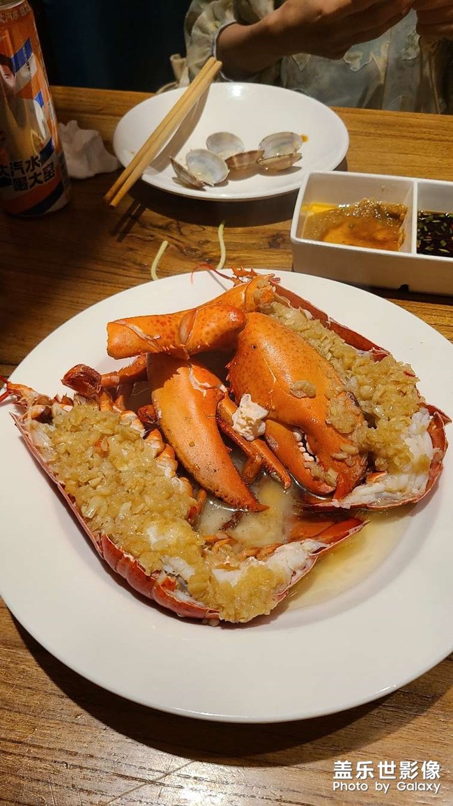 手機(jī)里的美食照