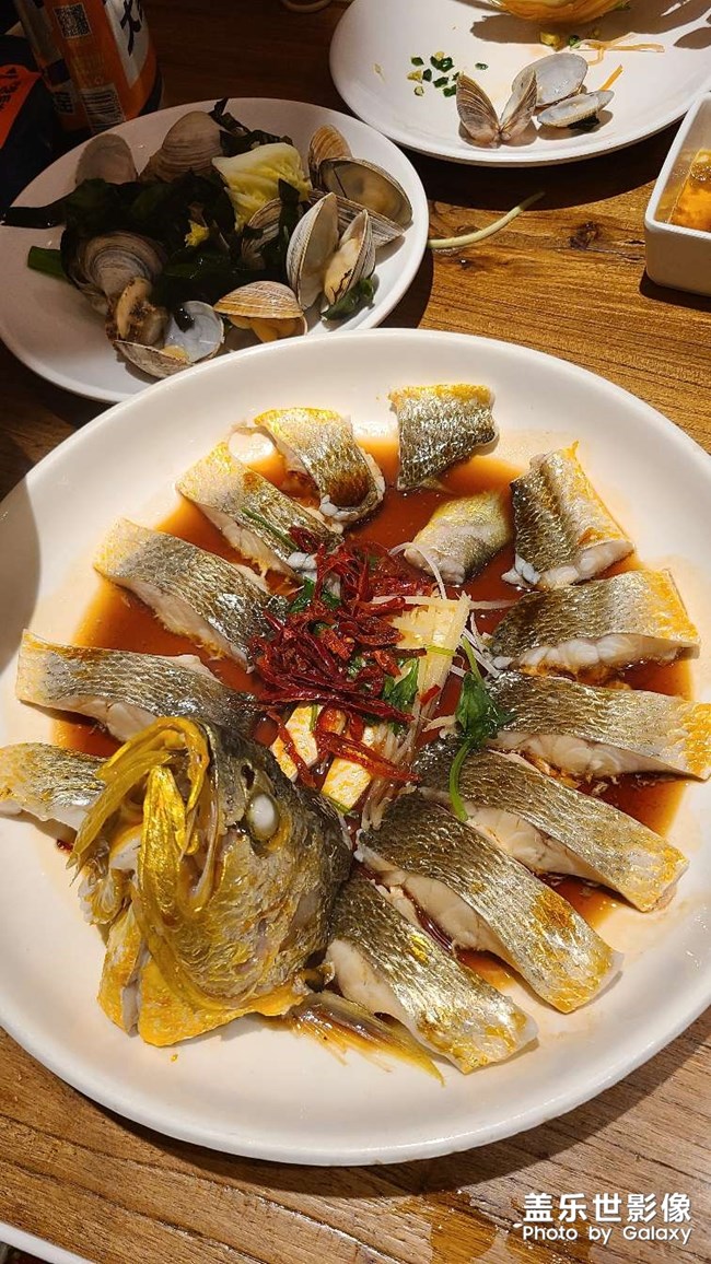 手機(jī)里的美食照