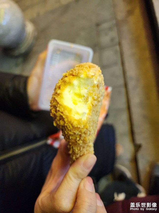 來了一個雞腿雪糕