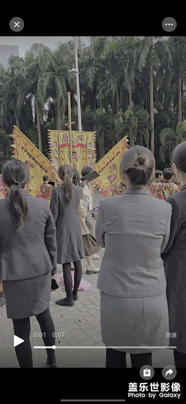 自己微信拍出來(lái)果然不一樣