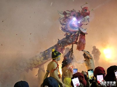 【燈影情長】賓陽炮龍節(jié)