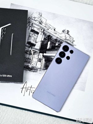 配色是大愛，這一代的顏值依舊能打