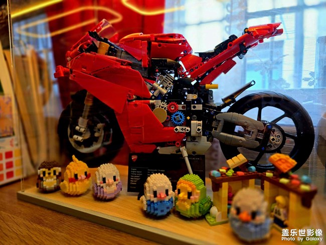 樂高杜卡迪拼裝