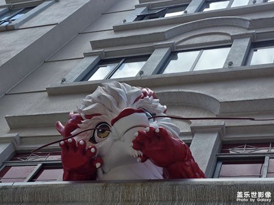 秋天到了，沒(méi)想到還是有40度的天氣