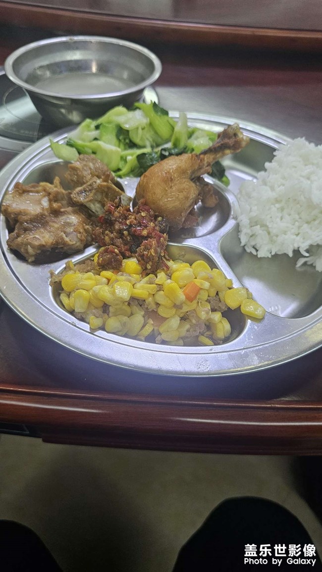 簡簡單單又是一餐，隨便吃點