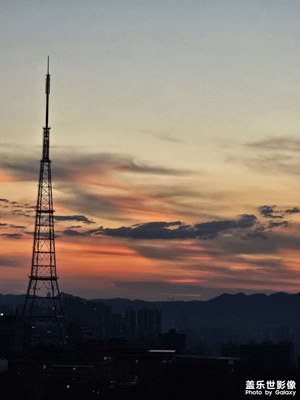 【光影里的尋找】+夜幕來臨