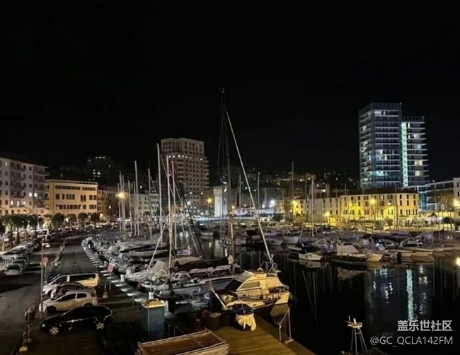 【Galaxy Z Fold7手機(jī)里的夜】開心的夜