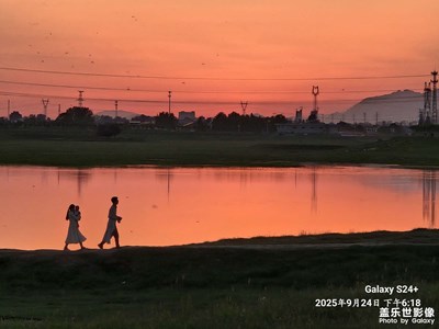 【步履間的風(fēng)景】+湖邊落日