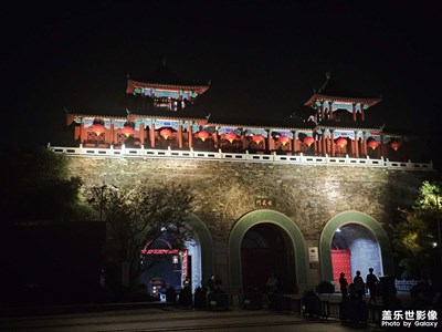 【步履間的風(fēng)景】晚上的玄武湖