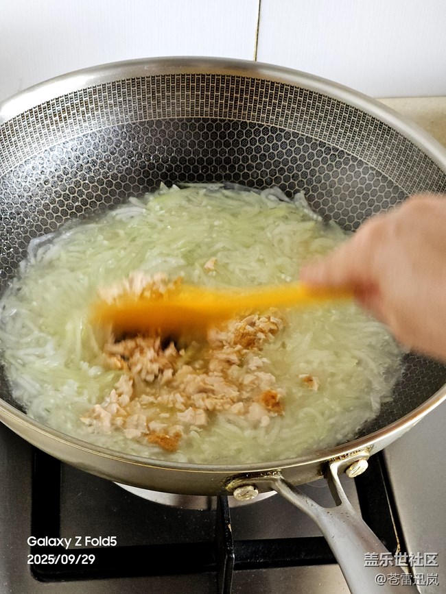 【家鄉(xiāng)美食代表】蟹黃夜開花羹
