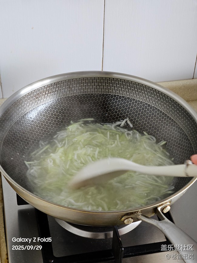 【家鄉(xiāng)美食代表】蟹黃夜開花羹