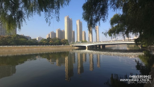 橋下晨跑拍的風(fēng)景