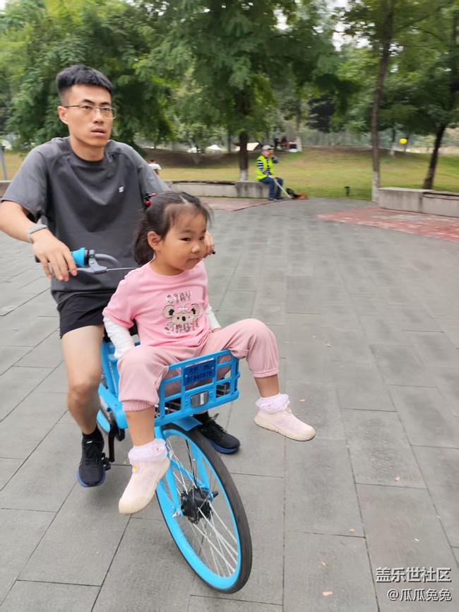 星聚沈水畔:一場騎行與光影交織的秋日盛會 星聚沈水畔:一場騎行與光影交織的秋日盛會