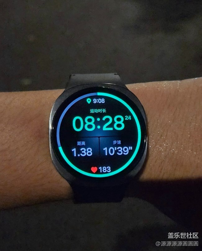 你手腕上的AI健康管家