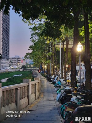 【秋日麗影】傍晚時(shí)刻