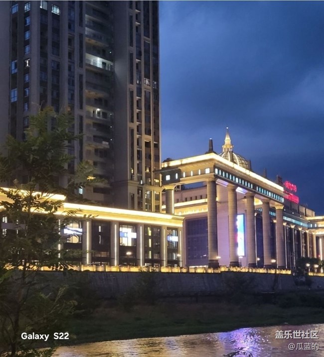 【拾秋鏡畫】家鄉(xiāng)夜景