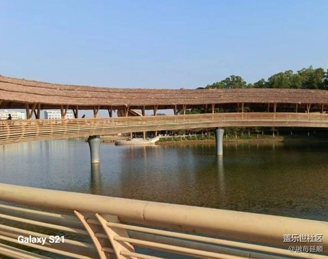 【拾秋鏡畫】秋季湖畔