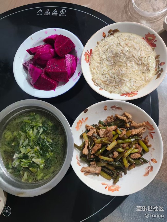 【霜華食記】簡單晚餐