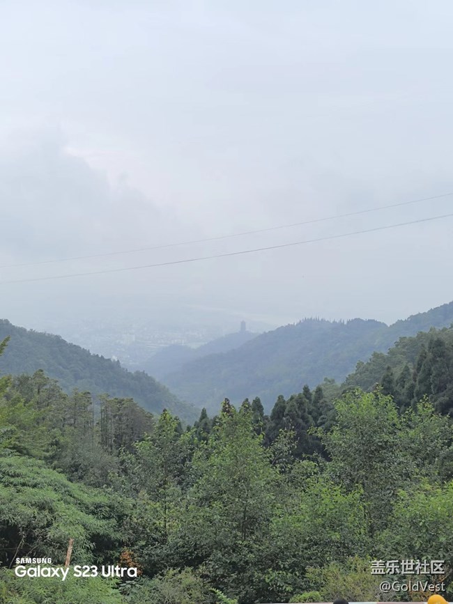 【拾秋鏡畫】一陣秋雨一場寒