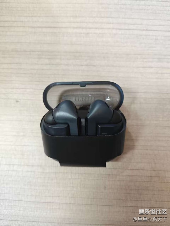 Galaxy Tab?S11聯(lián)動(dòng)Buds3 FE打造智能生態(tài)辦公新體驗(yàn)