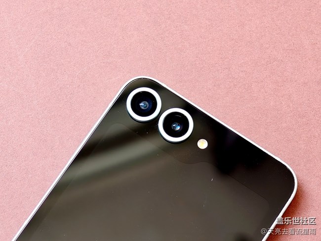 三星Galaxy Z Flip6體驗(yàn)：有顏值有實(shí)力的AI小折疊手機(jī)