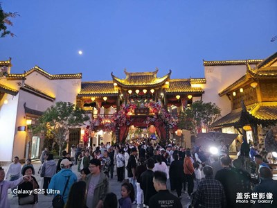 縱使我一無(wú)所有 也要給你世間美好。