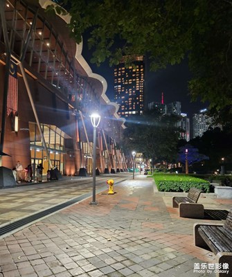 【地標最佳機位】地標夜燈下