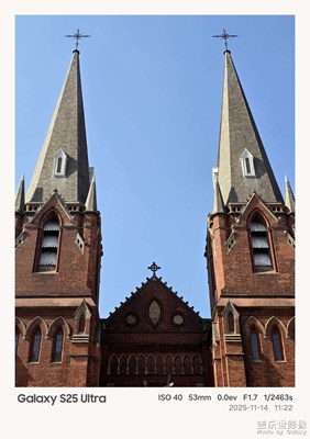 頭一次發(fā)現(xiàn)教堂?很美