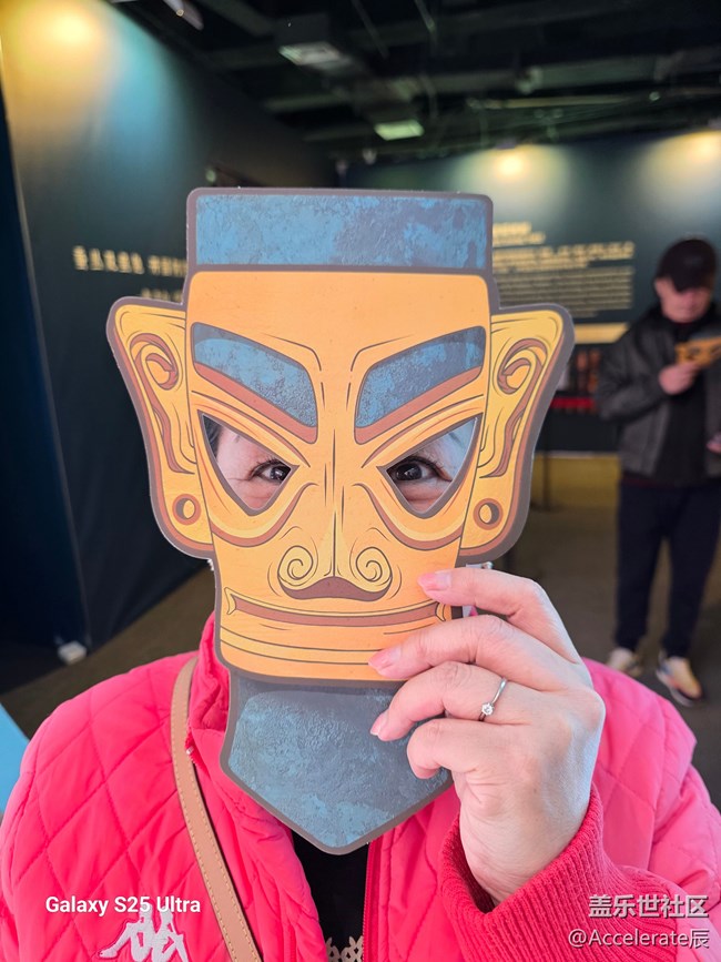 沈陽三星堆文物科普展三星粉絲聚會:用科技鏡頭記錄文化瑰寶 沈陽三星堆文物科普展三星粉絲聚會:用科技鏡頭記錄文化瑰寶