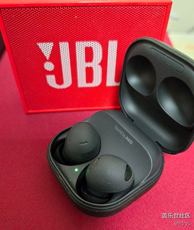 【我與Galaxy的日?！恳魳反顧nbuds