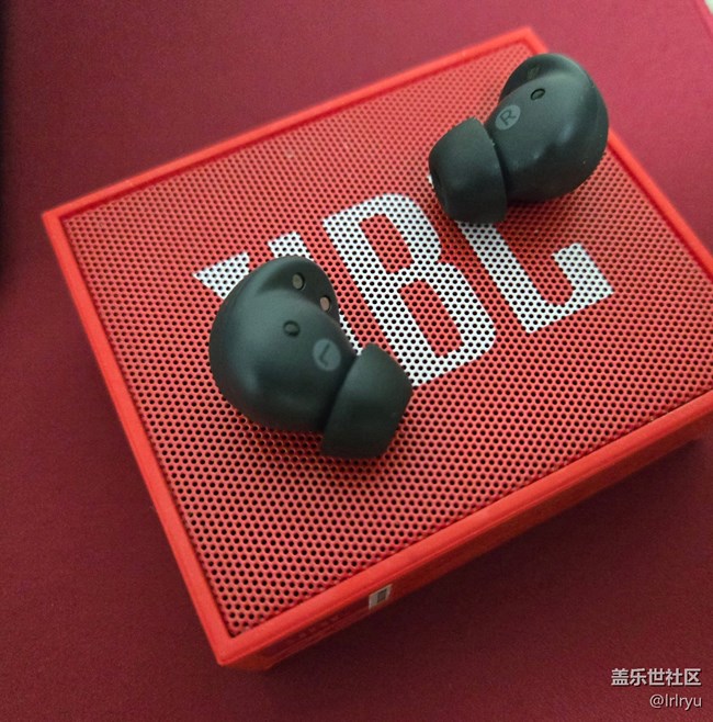 【我與Galaxy的日?！恳魳反顧nbuds